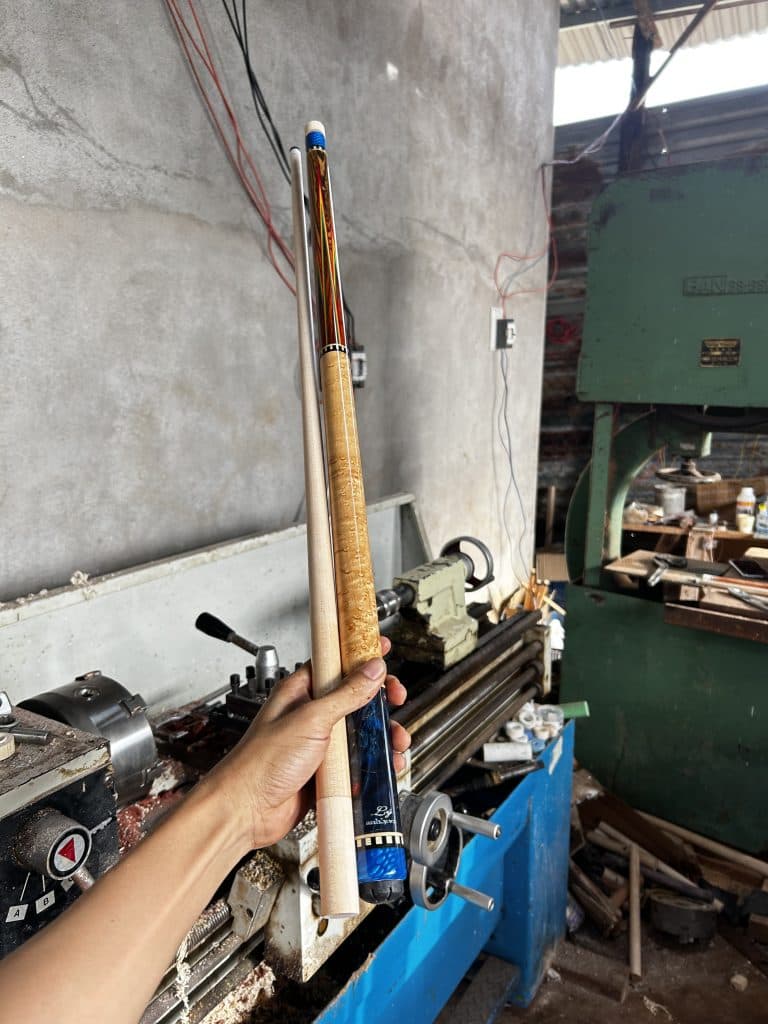 Cơ bida ghép chỉa, thân mắt chim